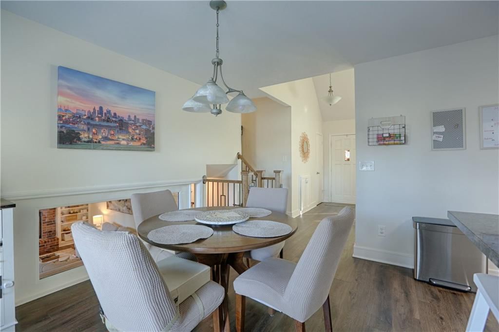 15616 W 124th Terrace — photo 5