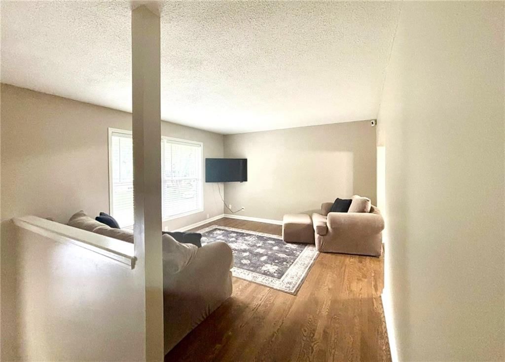 706 Kay Drive — photo 9