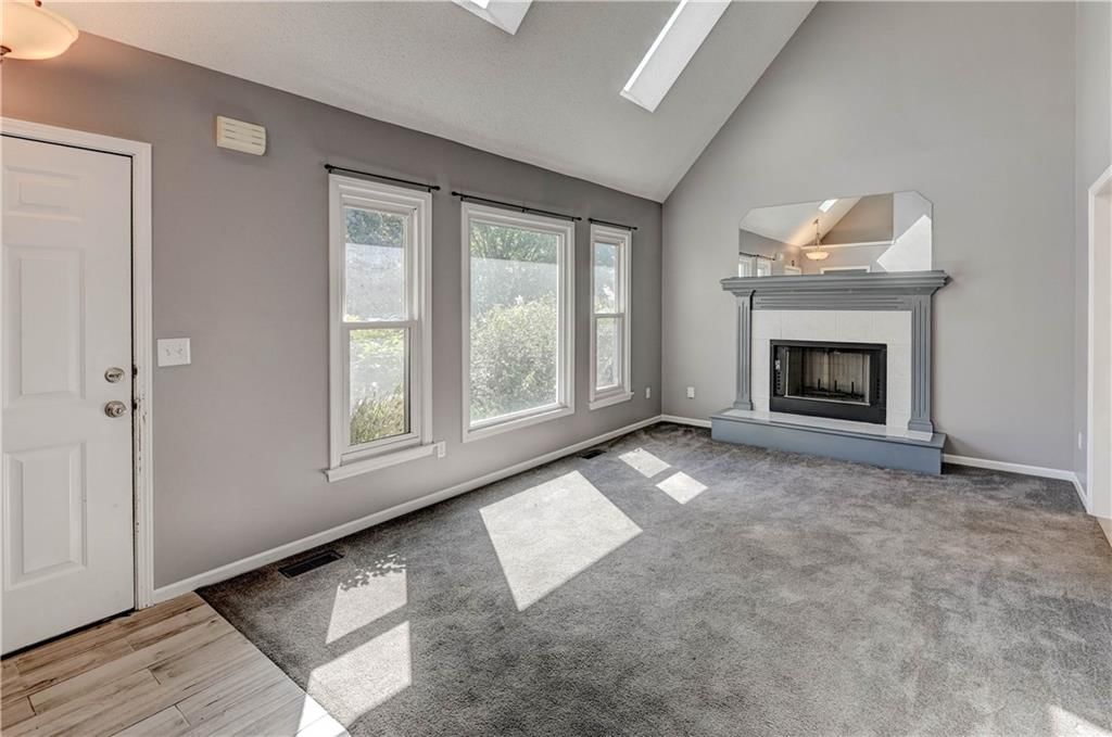 820 Black Oak Drive — photo 3
