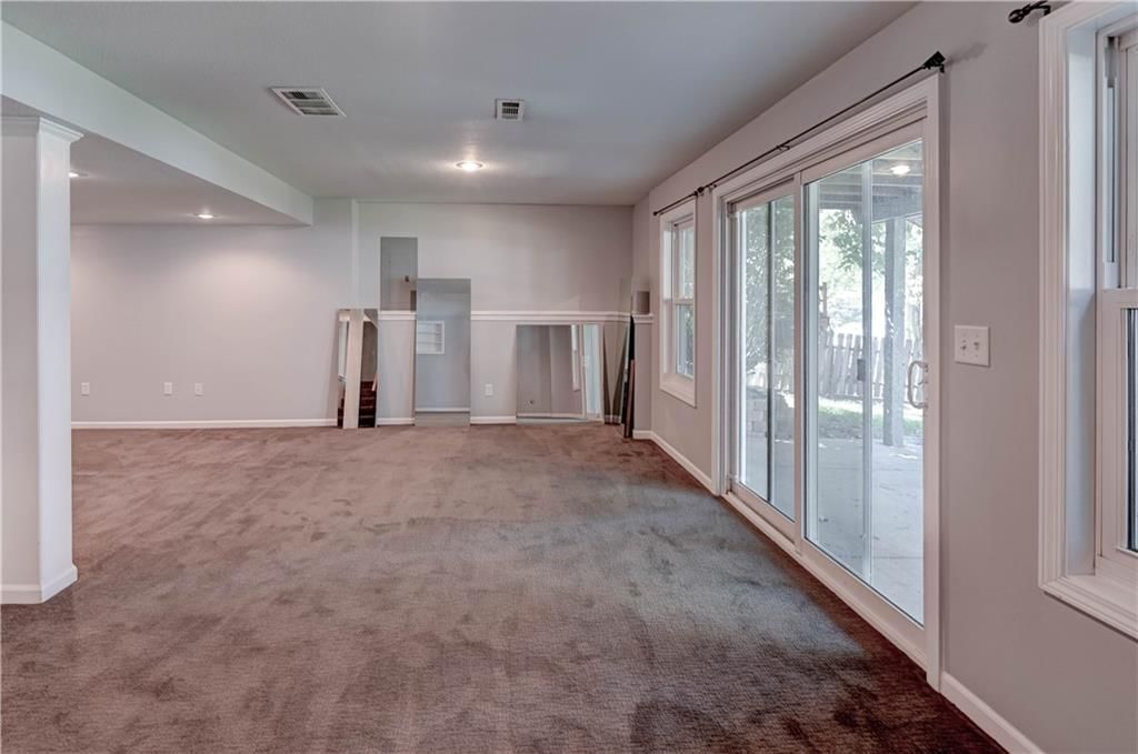 820 Black Oak Drive — photo 21