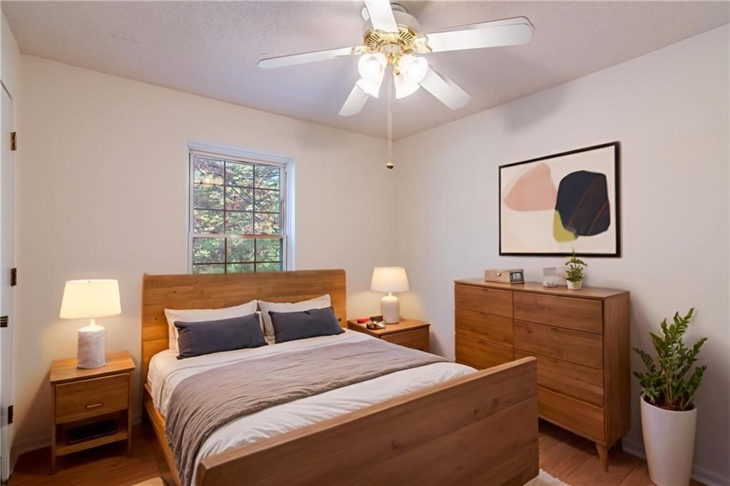 7202 N Congress Street — photo 18