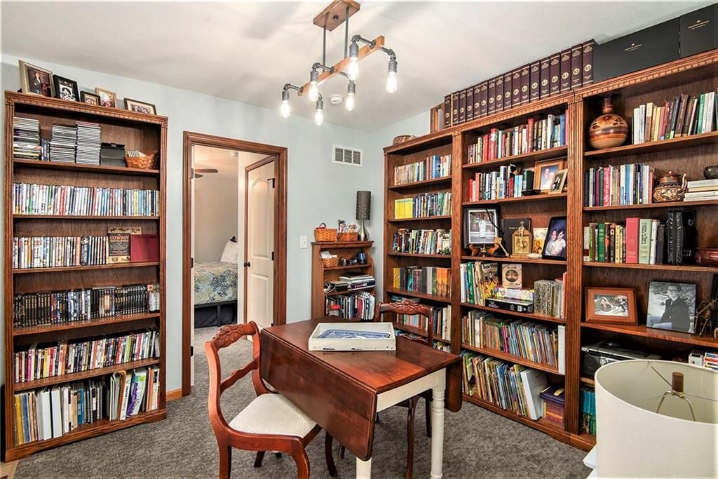 4911 N Creekwood Drive — photo 18