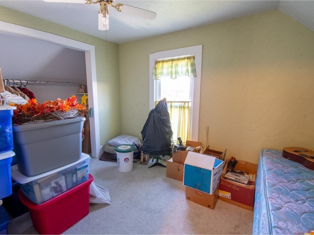 516 W 8th Street — photo 17