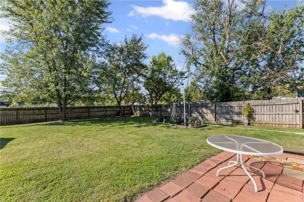 212 W 7th Avenue — photo 28