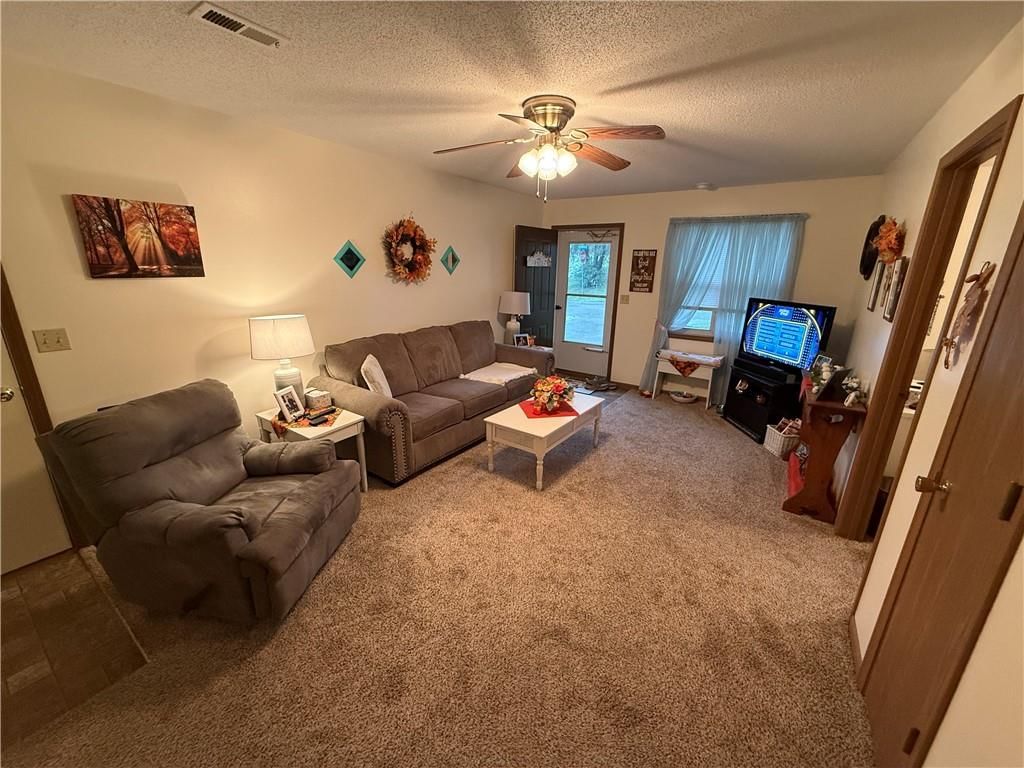 320/322 N Charles Street — photo 16