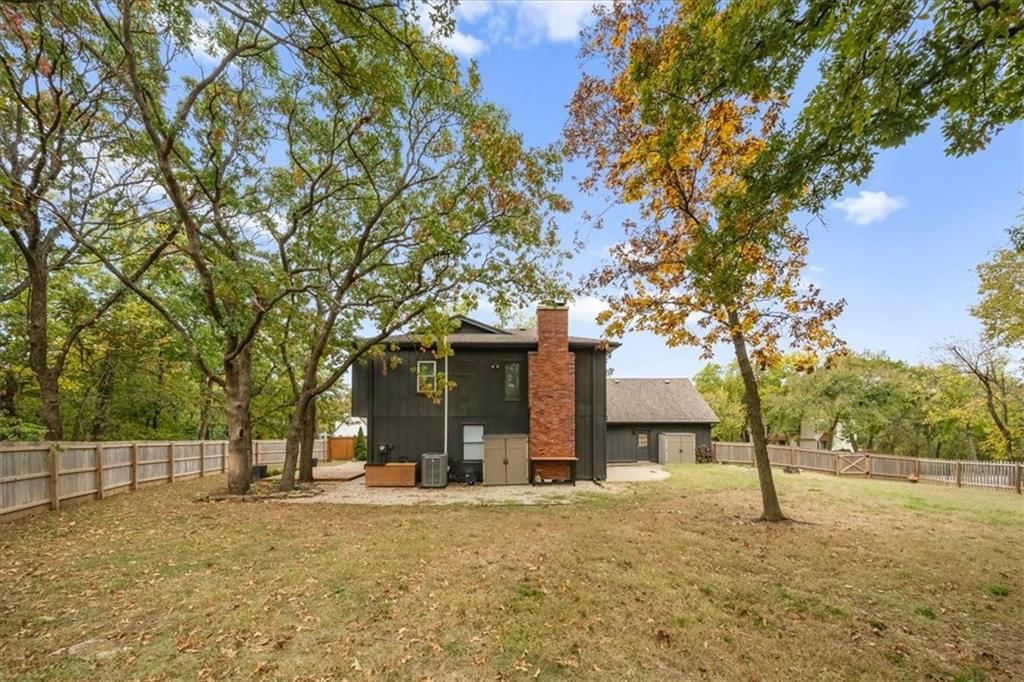 20906 Pebble Lane — photo 36