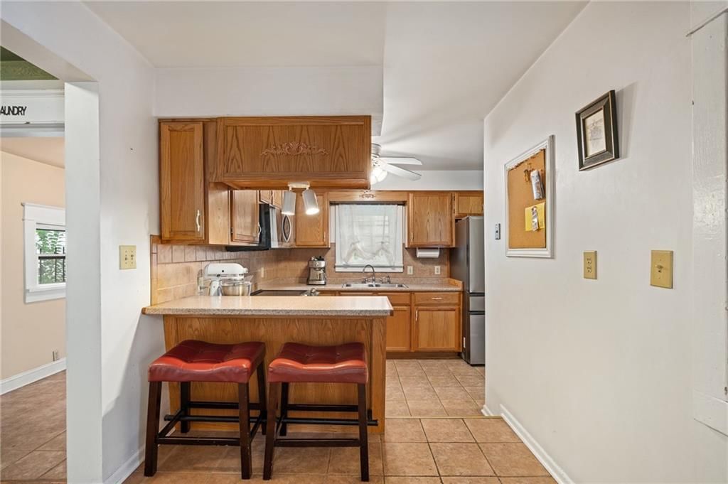 1333 Waverly Avenue — photo 11