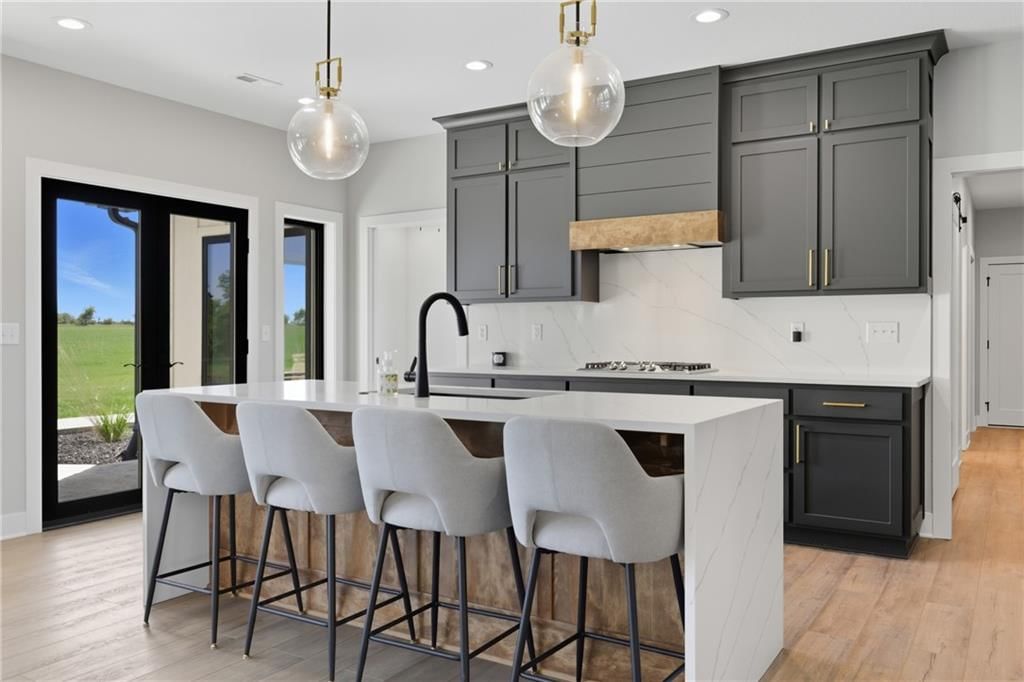 5835 SW Price Drive — photo 15