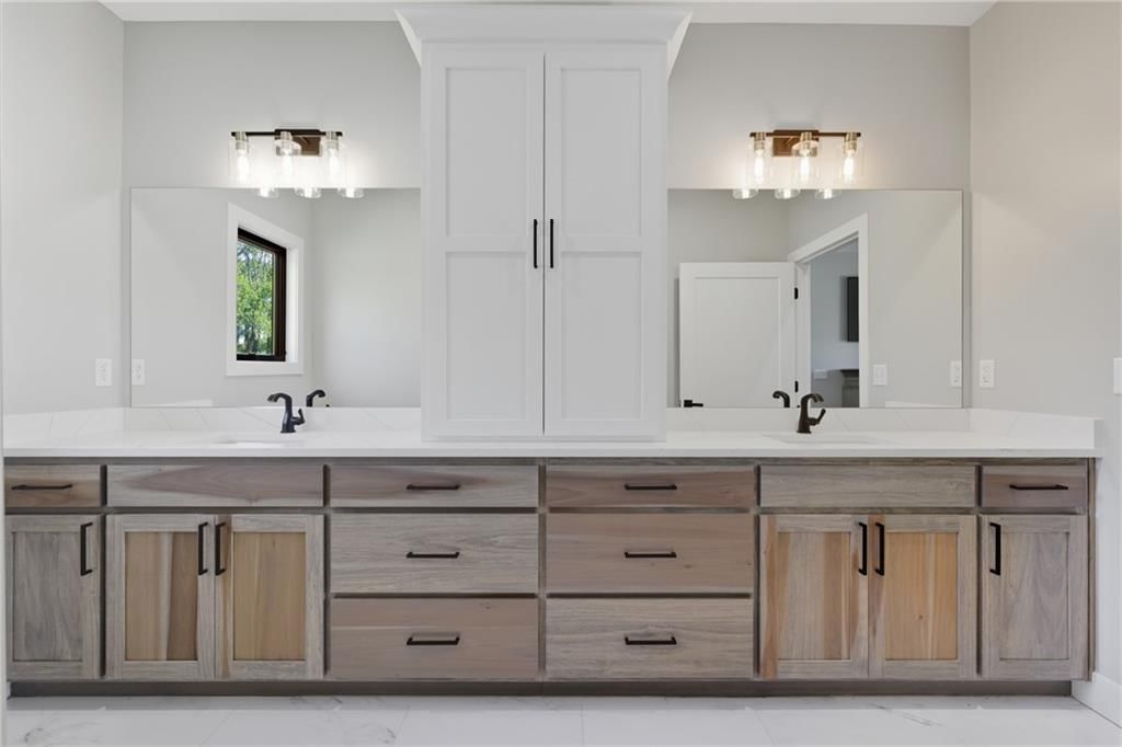 5835 SW Price Drive — photo 34