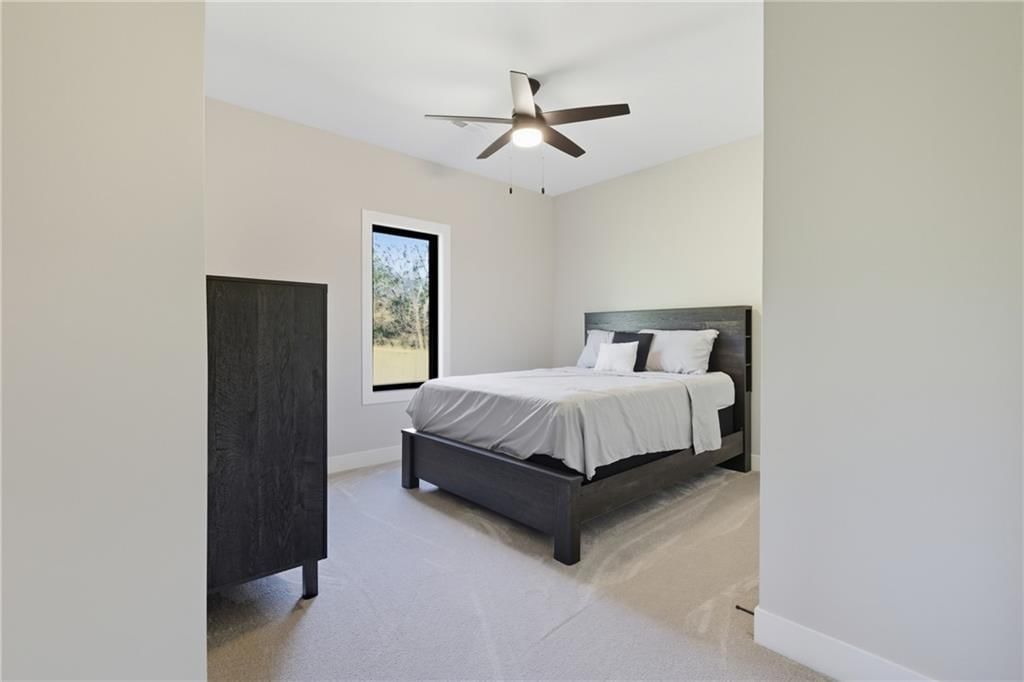 5835 SW Price Drive — photo 36