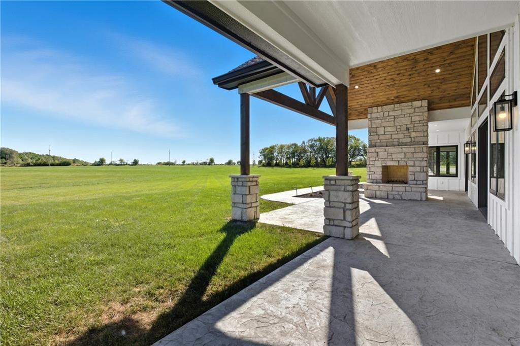 5835 SW Price Drive — photo 43