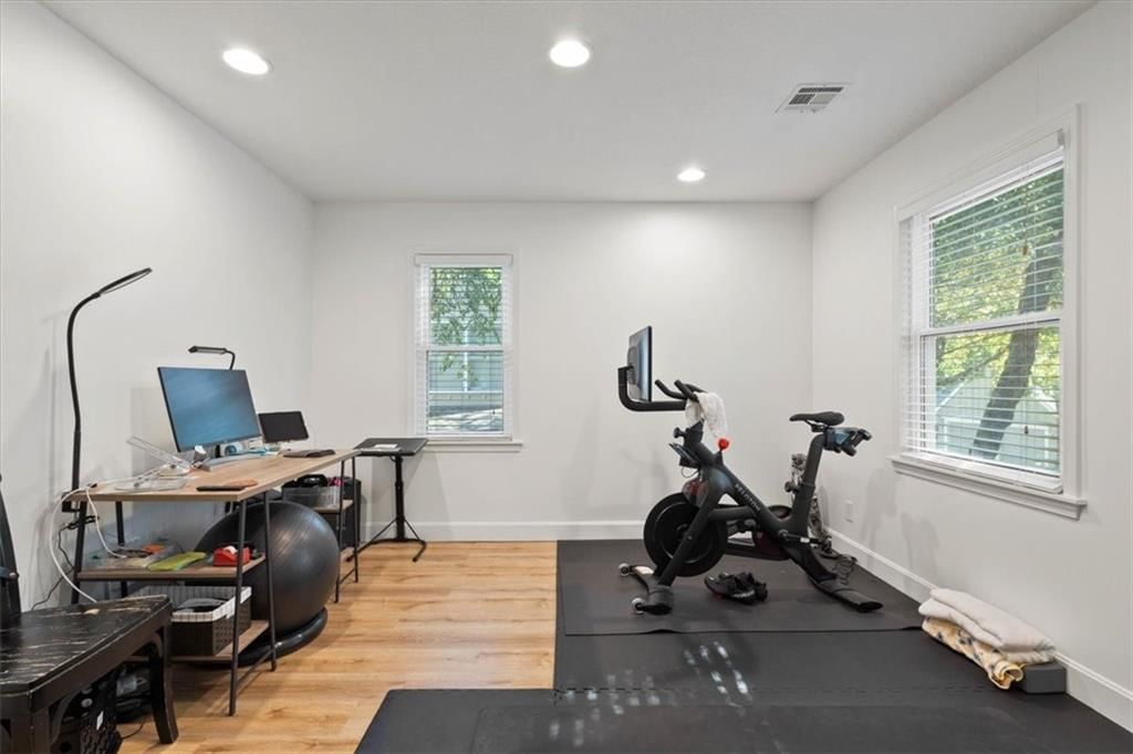 9424 W 122nd Street — photo 28