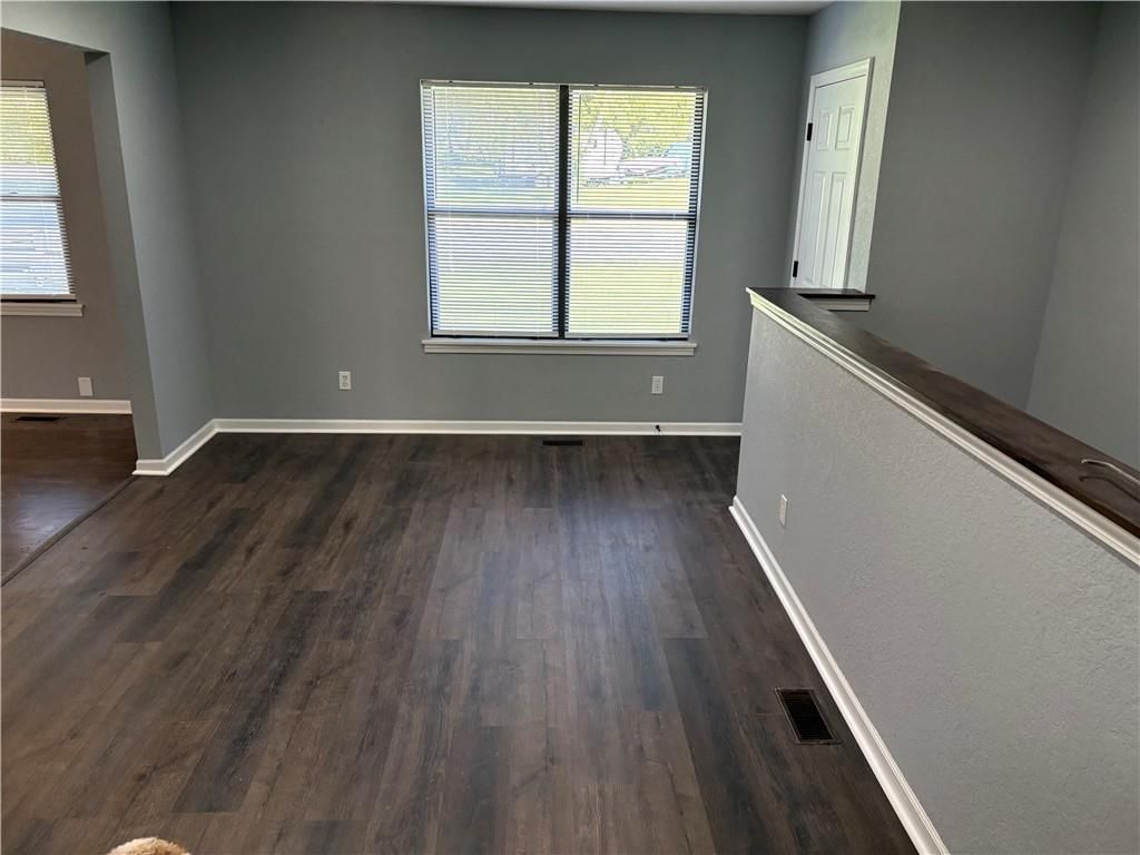 614 S Thornton Street — photo 6