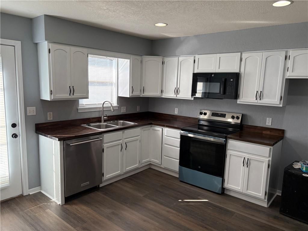 614 S Thornton Street — photo 8