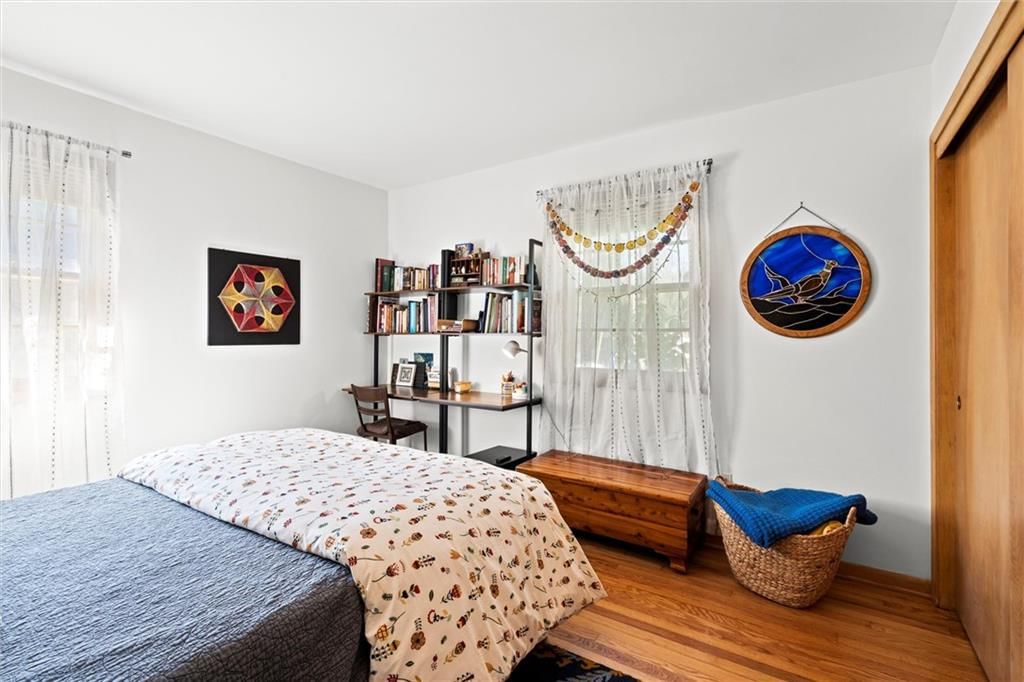 5331 Halsey Street — photo 25