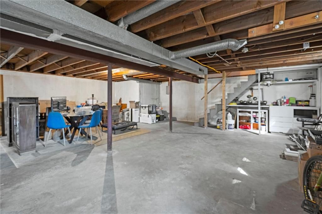 5331 Halsey Street — photo 32