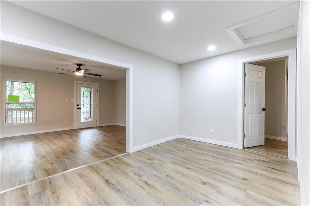 517 Burke Street — photo 14