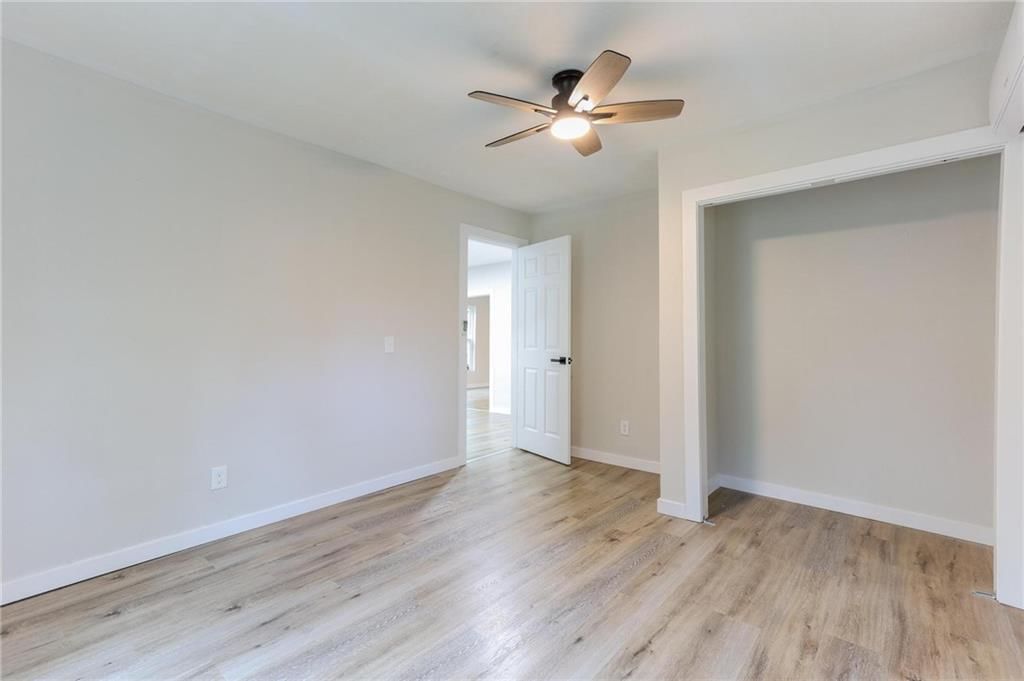 517 Burke Street — photo 19