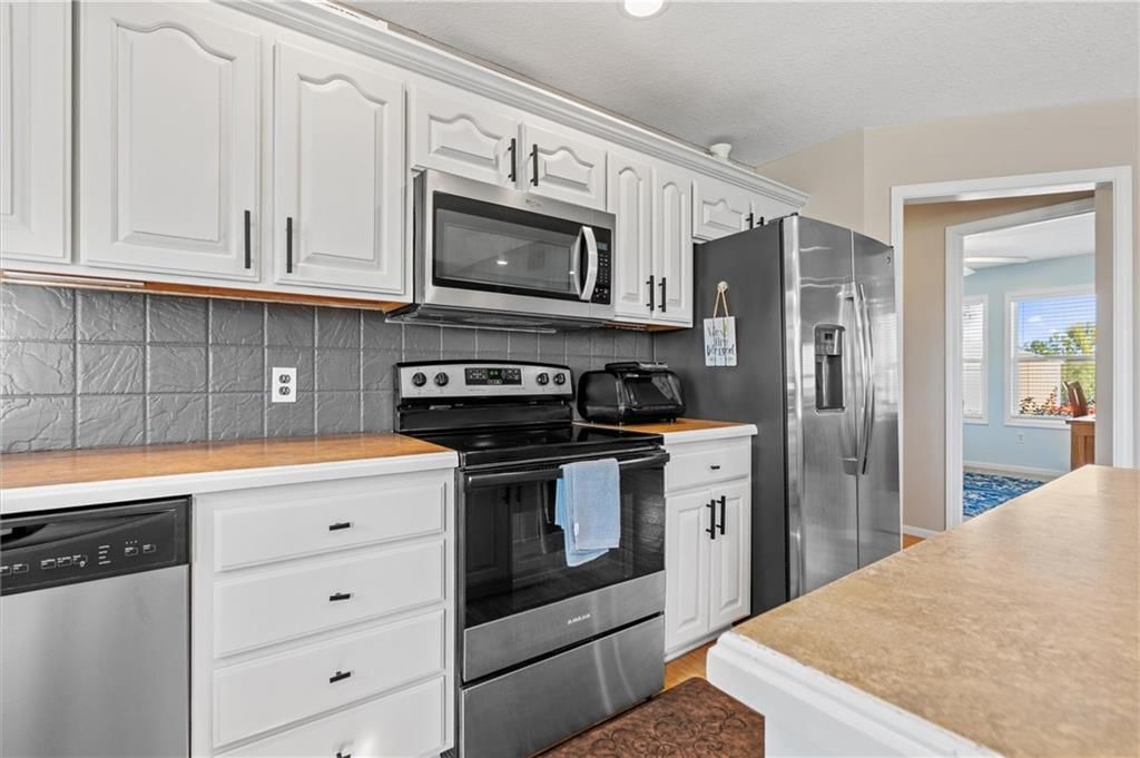 15631 Saddle Drive — photo 17