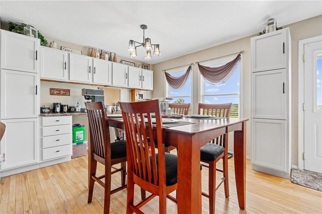 15631 Saddle Drive — photo 10