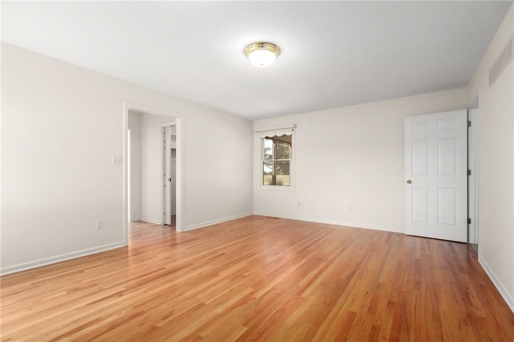 315 E High Street — photo 16