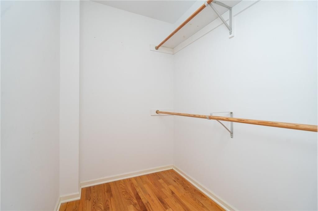 315 E High Street — photo 17