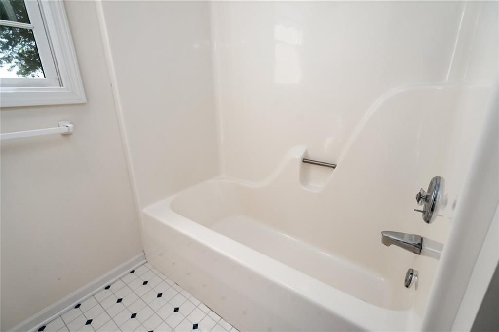 315 E High Street — photo 25