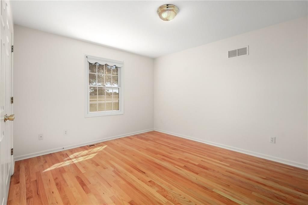 315 E High Street — photo 26
