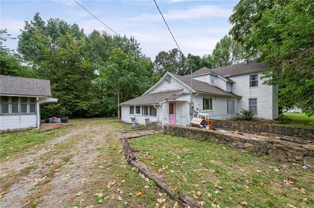 508 E Lexington Street — photo 38