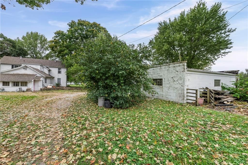 508 E Lexington Street — photo 41