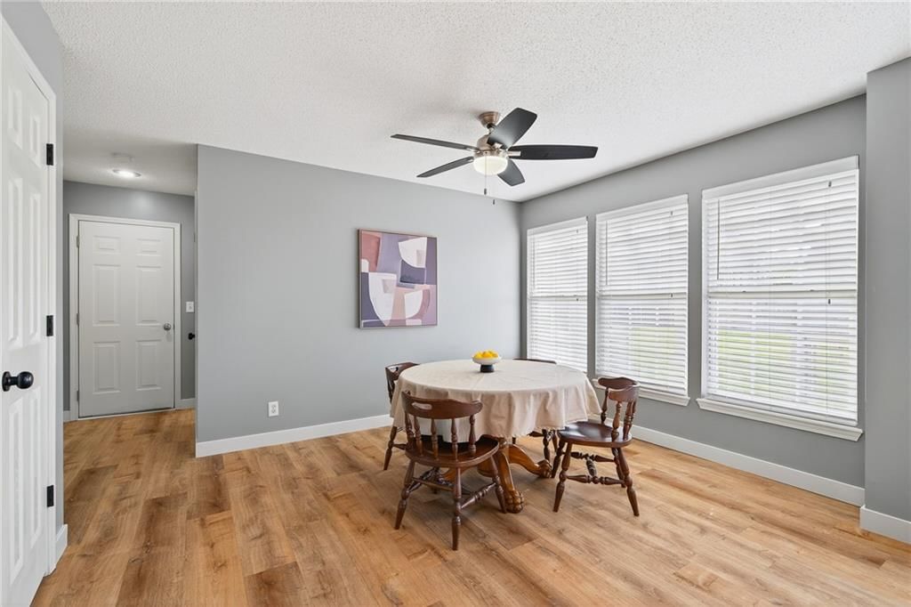 21787 Lincoln Street — photo 13