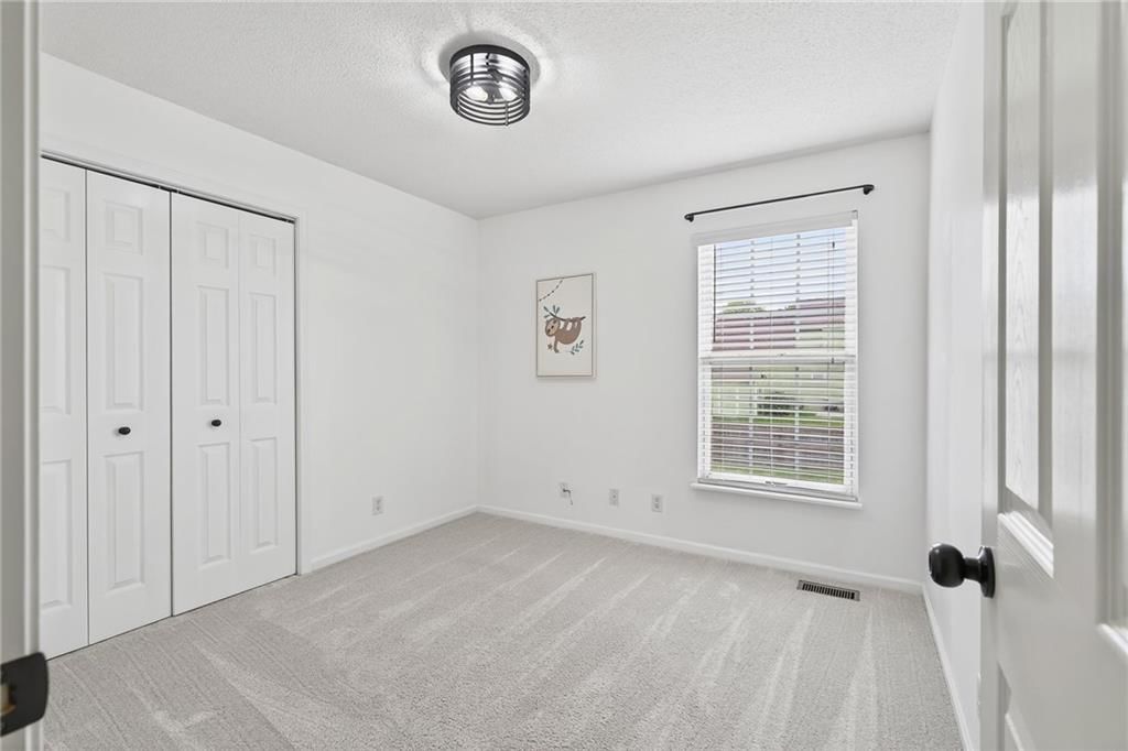 21787 Lincoln Street — photo 24