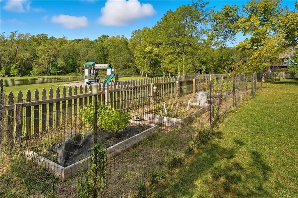 1710 Sycamore Ridge N/A — photo 35