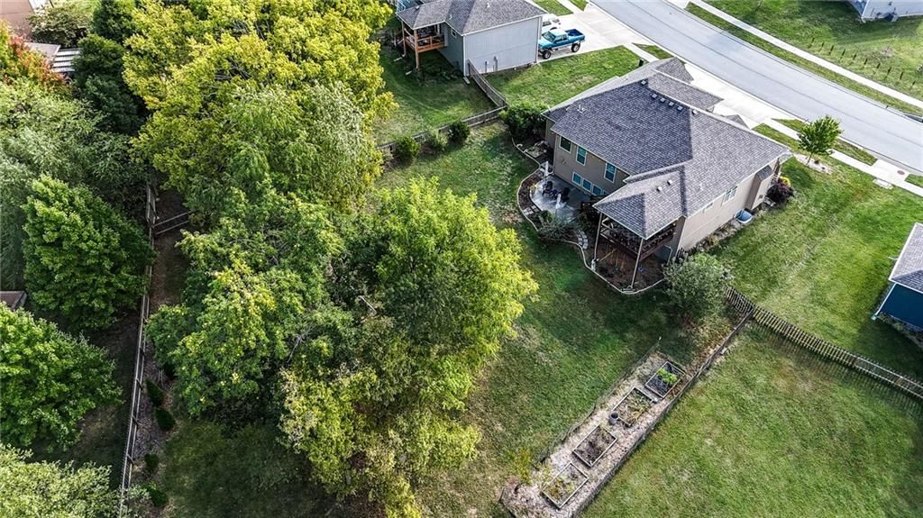 1710 Sycamore Ridge N/A — photo 38