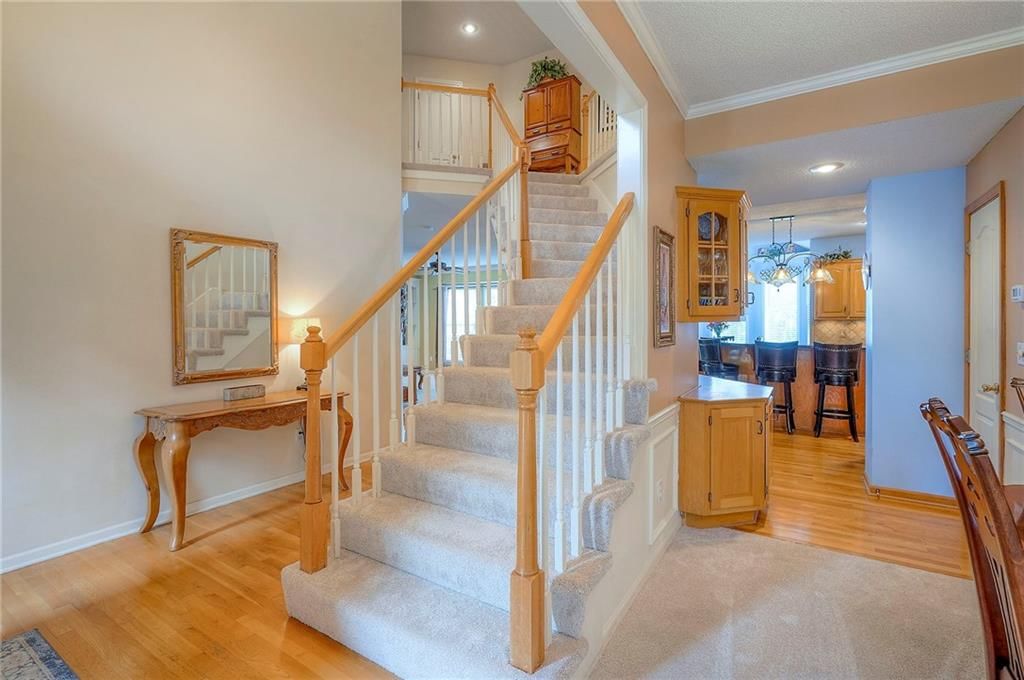 8111 W 145 Terrace — photo 3