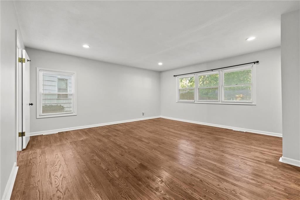 7306 Elm Avenue — photo 17