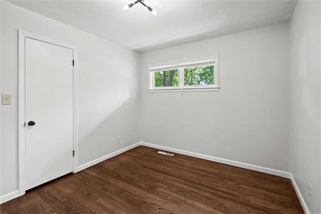 7306 Elm Avenue — photo 23
