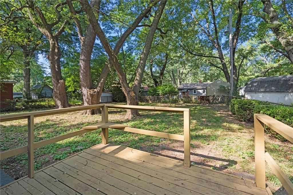 7306 Elm Avenue — photo 32