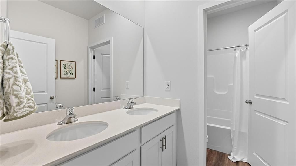 17822 Houston Street — photo 17