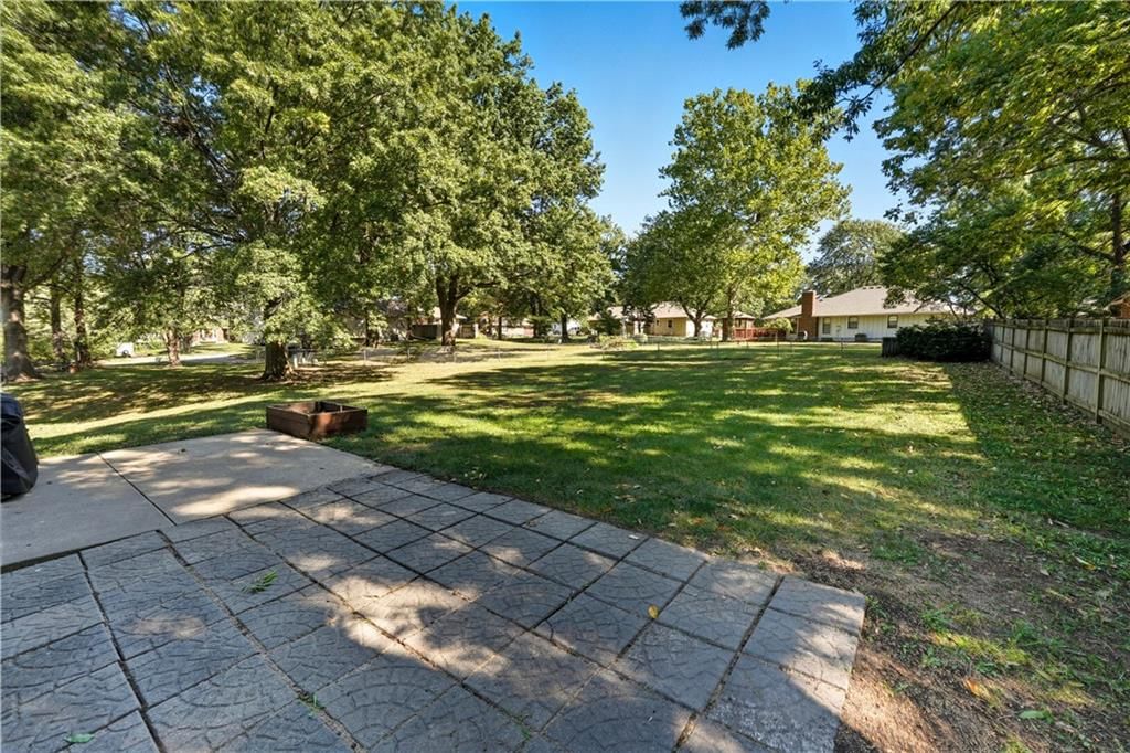 403 S Sunset Lane — photo 41