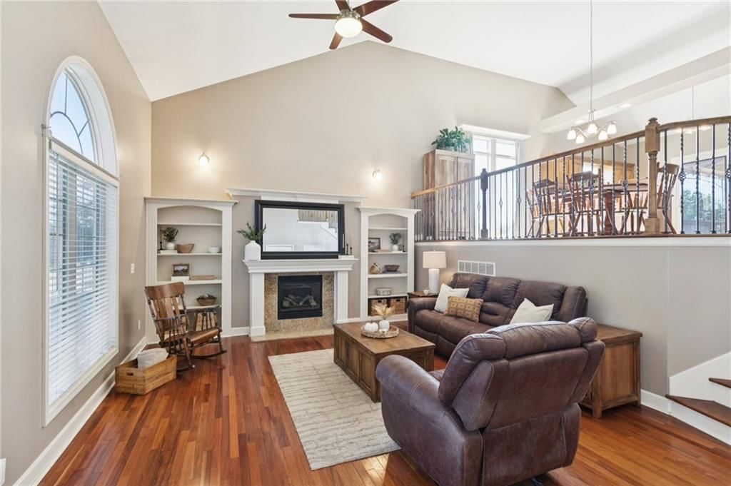904 Crestridge Drive — photo 4