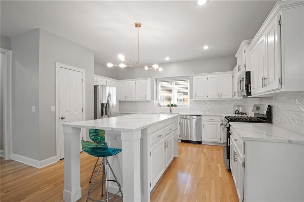 7402 W 145th Terrace — photo 38