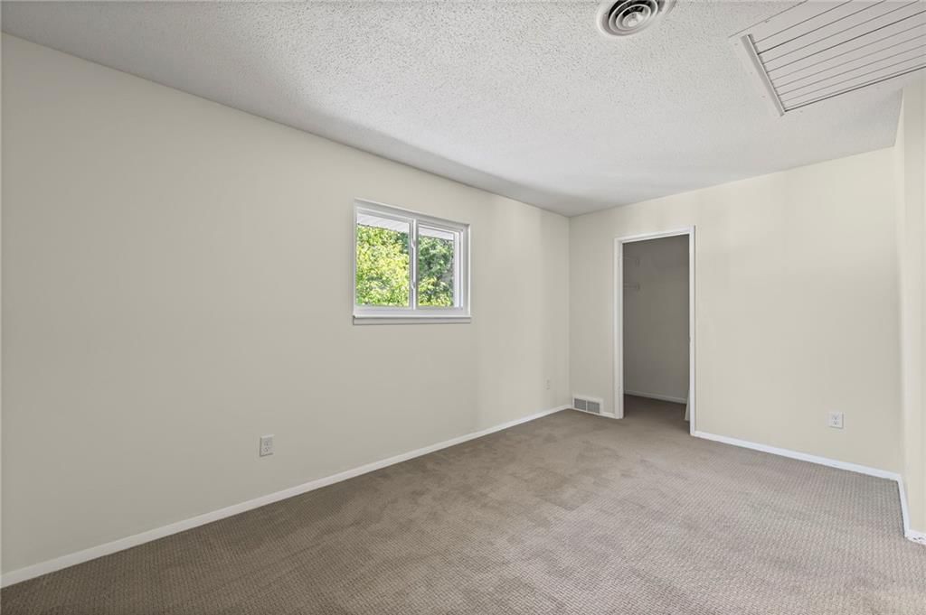 7108 NW COUNTRY CLUB Lane — photo 20