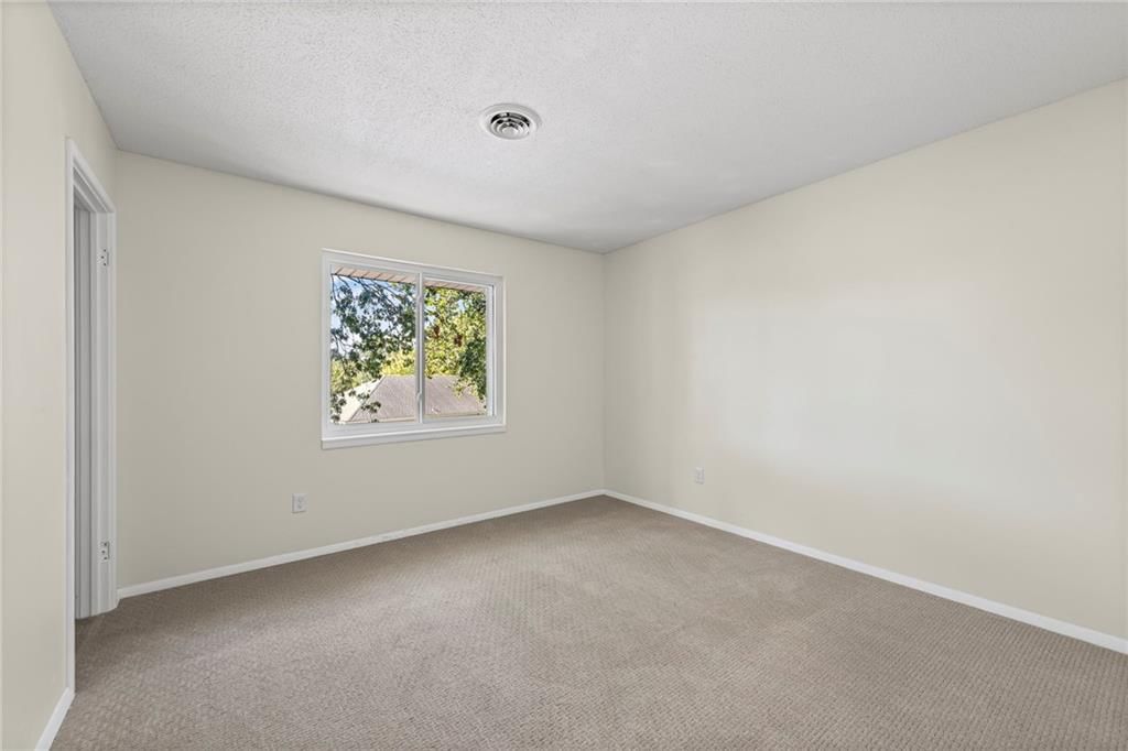 7108 NW COUNTRY CLUB Lane — photo 21