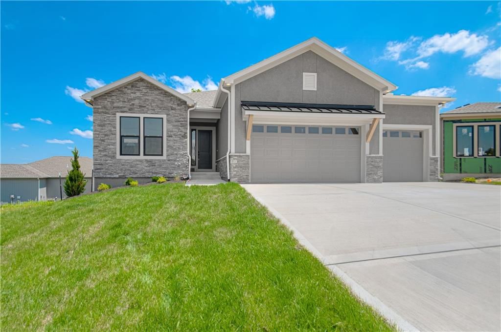 4935 NW Martin Street, Riverside, MO