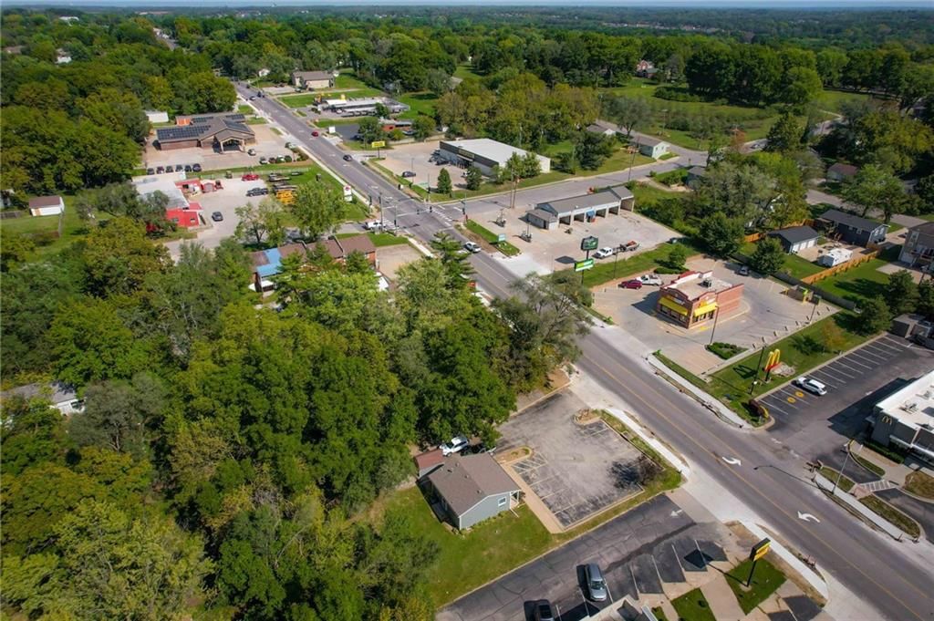 411 N State Route 7 Highway — photo 14