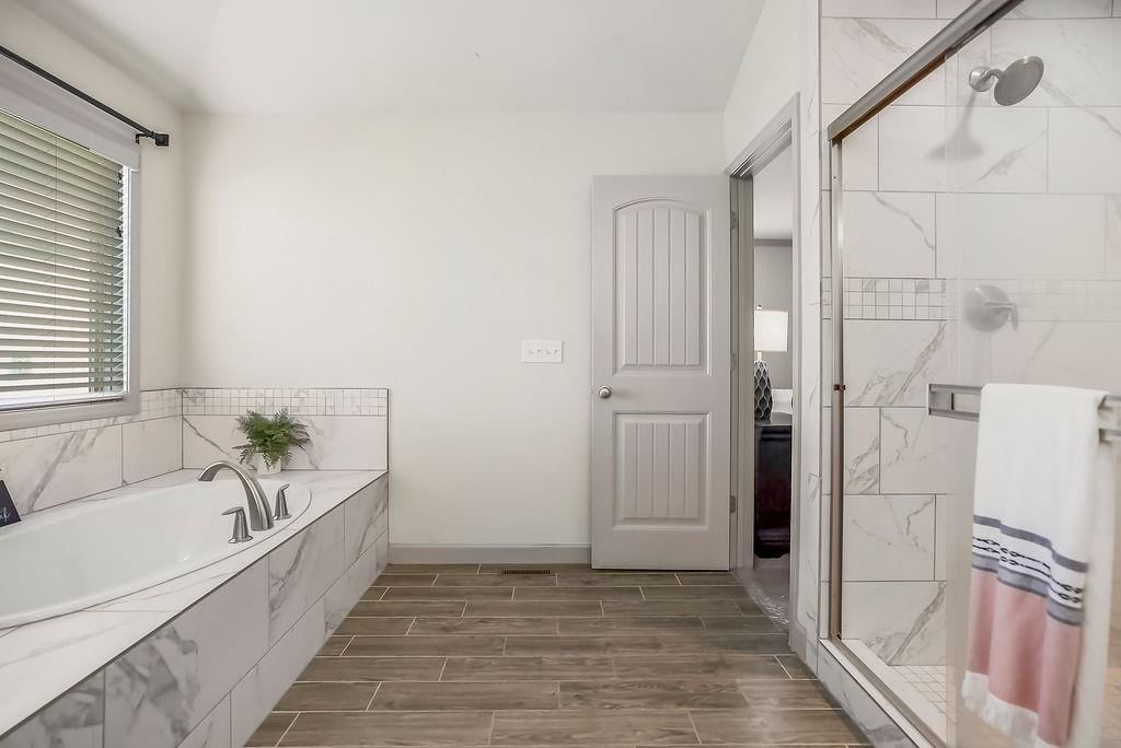 108 SE Riley Street — photo 32