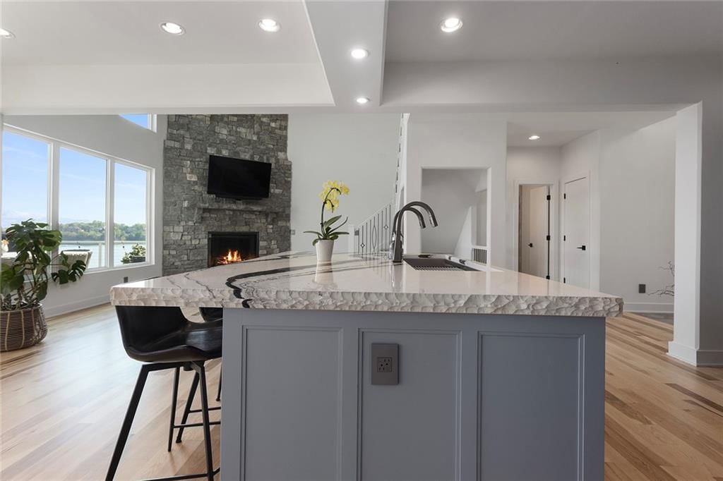 110 L Street — photo 15