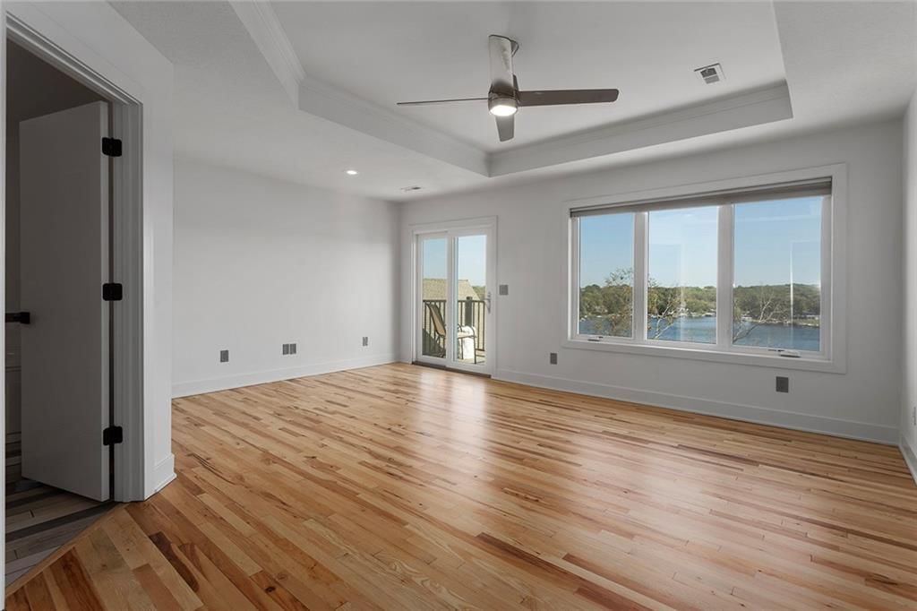 110 L Street — photo 35