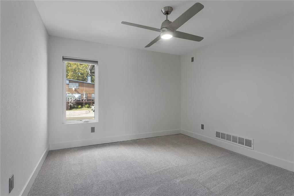 110 L Street — photo 48